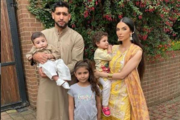 Amir Khan children and wife