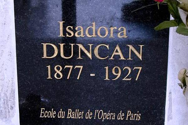 Isadora Duncan's Death