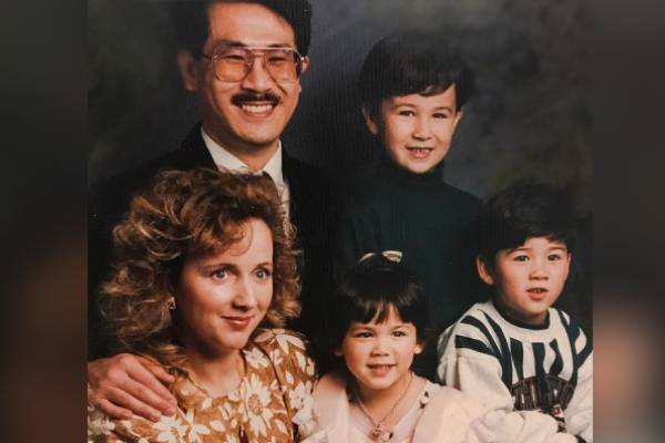 Samantha Win's Family.