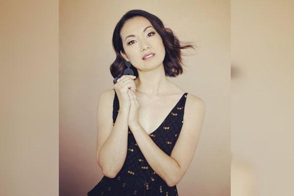 Jae Suh Park Biography - Actress And Randal Park's Wife