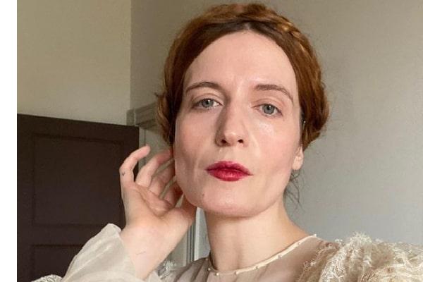 Florence Welch Biography - Singer And Songwriter
