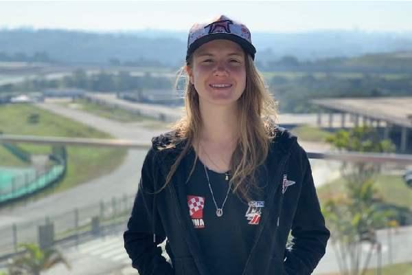 Bruna Tomaselli Biography - Brazilian Race Car Driver