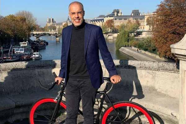 Kamel Mennour Biography - French Art Dealer And Gallery Owner