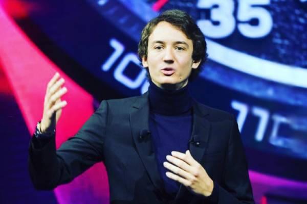 Frédéric Arnault Biography - CEO of Tag Heuer