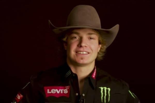 Derek Kolbaba Biography - 2016 15/15 Bucking Battle Winner