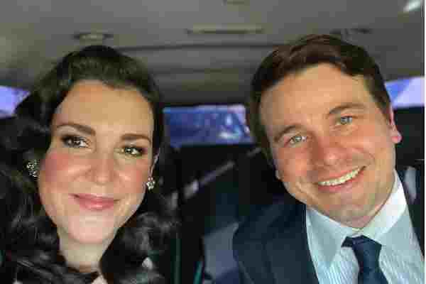 Jason Ritter Net Worth Vs. Melanie Lynskey Net Worth - Who Is The Richer Amongst The Two?