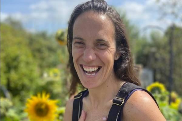 Lindsay Sudeikis Biography - Spiritual Practitioner And Jason Sudeikis' Sister