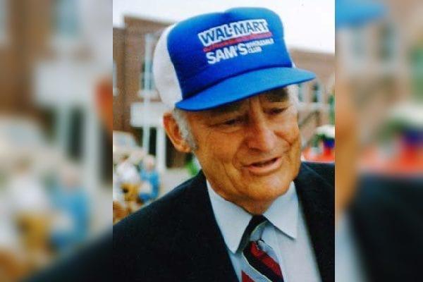 Paige Laurie - Learn 7 Interesting Facts About Nancy Walton Laurie's Daughter