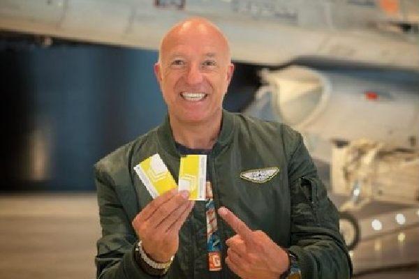 Tom Coronel Biography - 1997 Masters of Formula 3 Winner