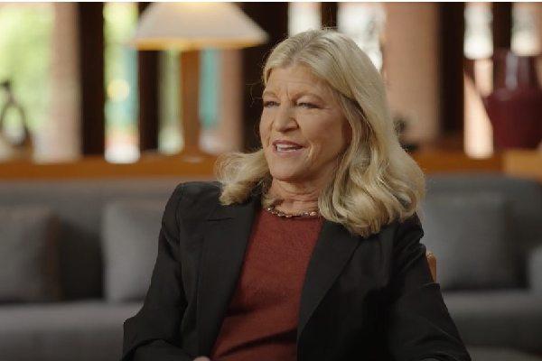 Helen Johnson-Leipold Biography - Johnson Outdoors CEO