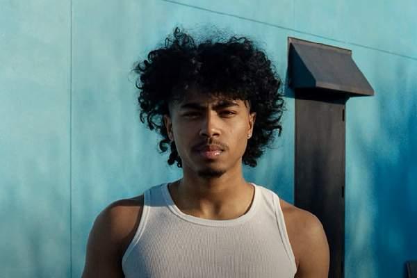 5 Interesting Facts About Singer Aaron May