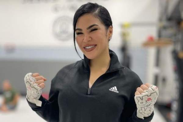Rachael Ostovich Biography - Net Worth, Husband, Children | eBiographyPost